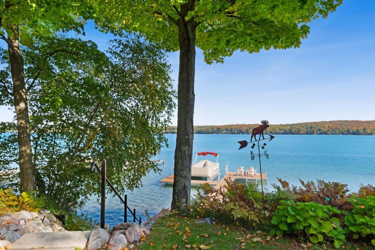 Walloon Lake Cottage Boyne City Exterior photo