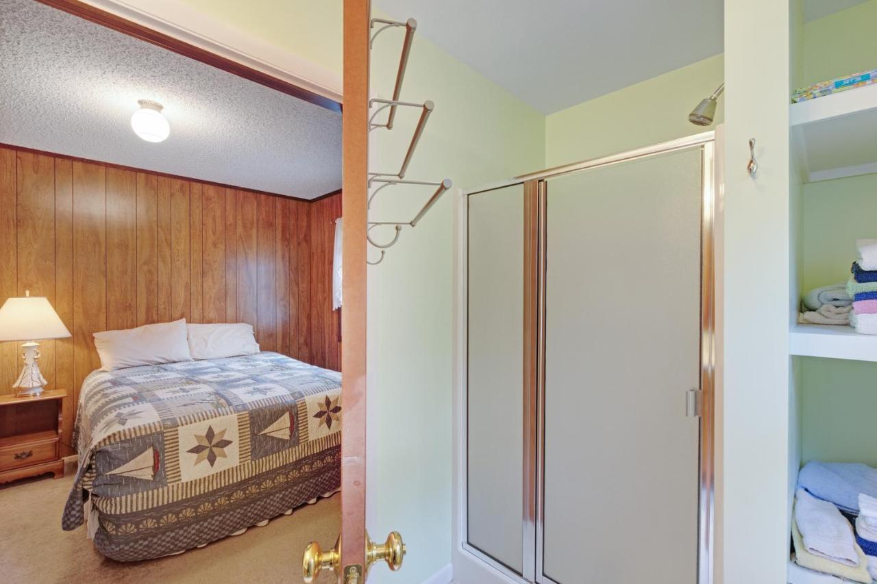 Walloon Lake Cottage Boyne City Exterior photo