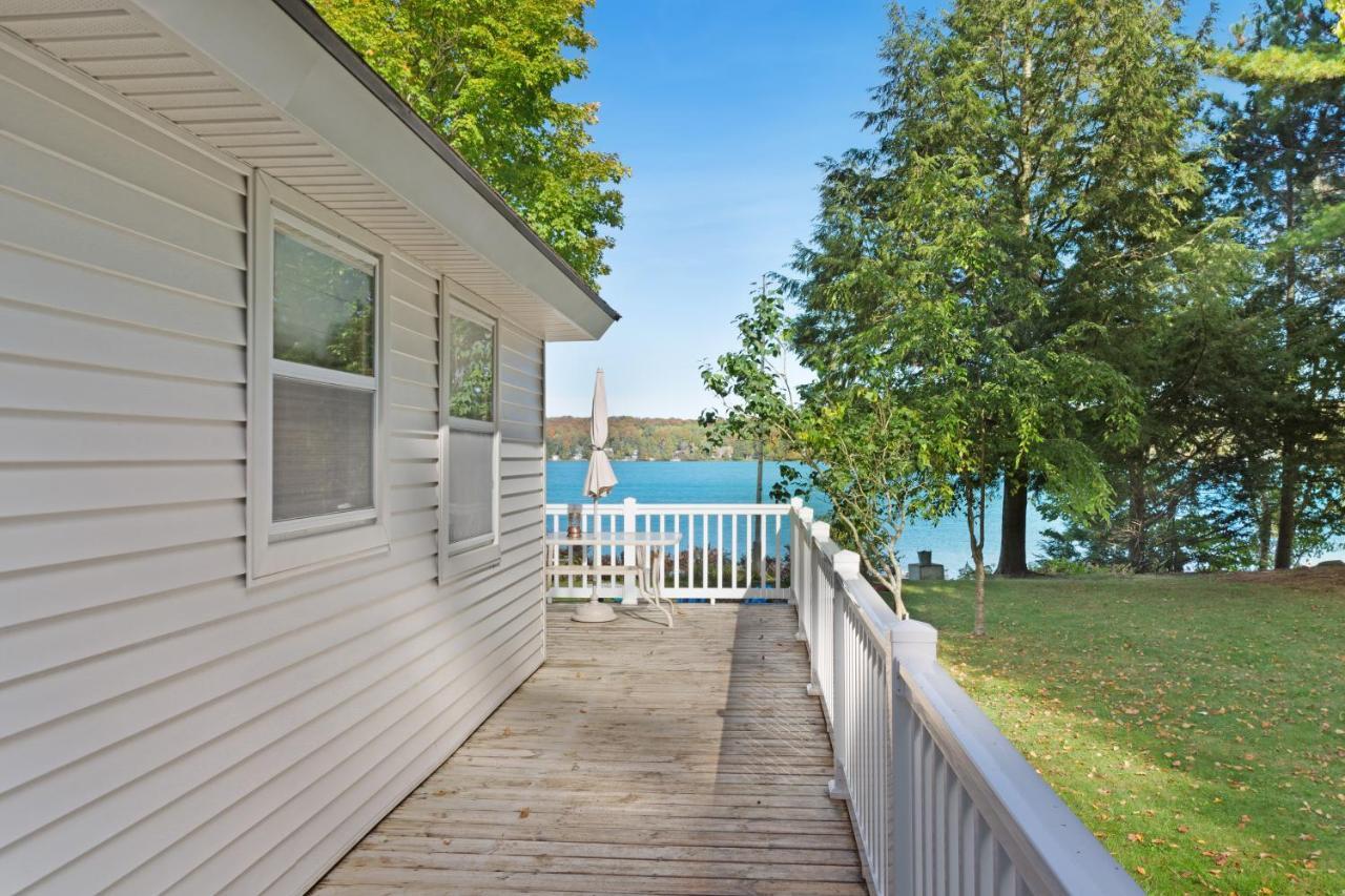 Walloon Lake Cottage Boyne City Exterior photo