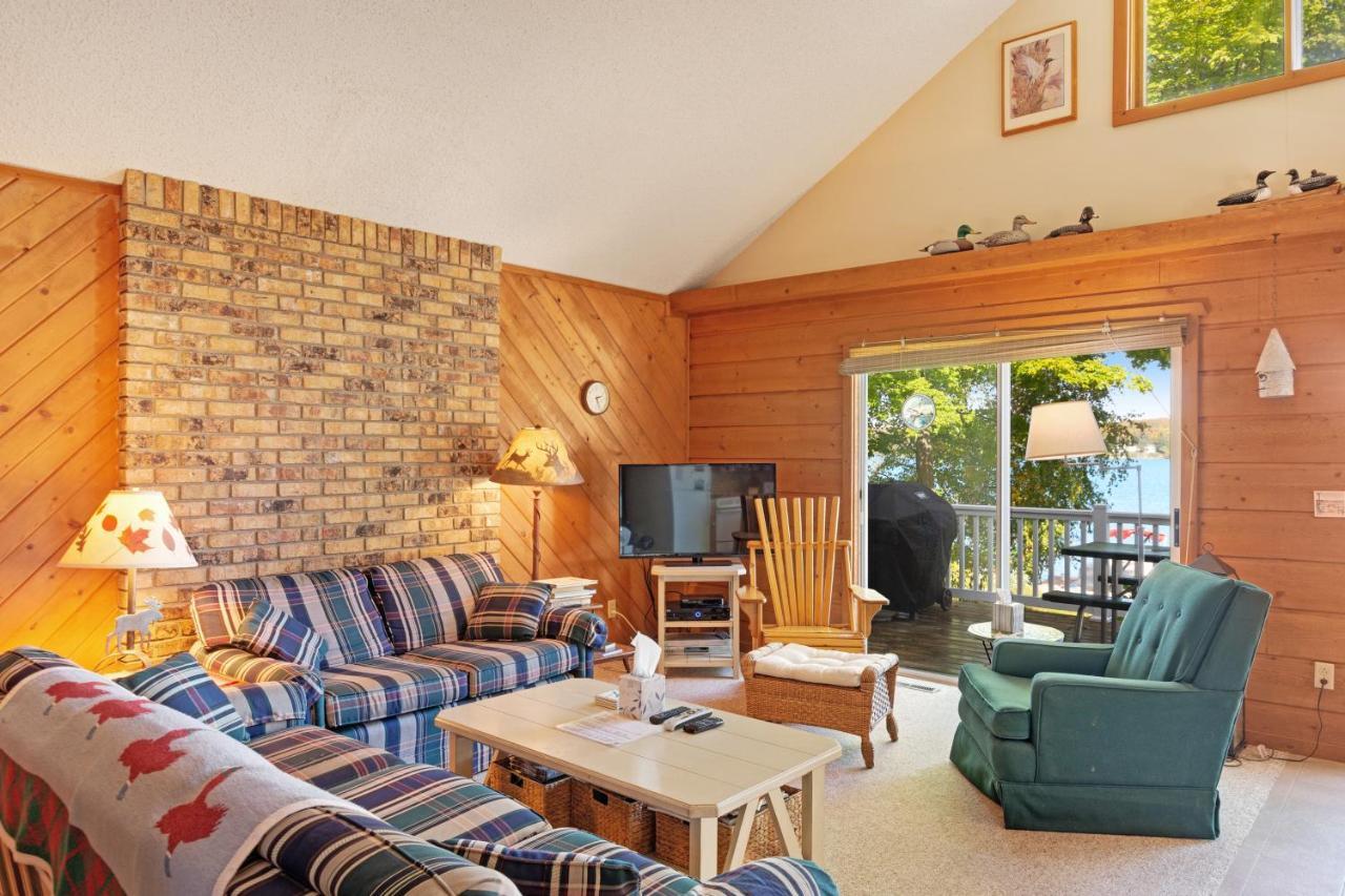 Walloon Lake Cottage Boyne City Exterior photo